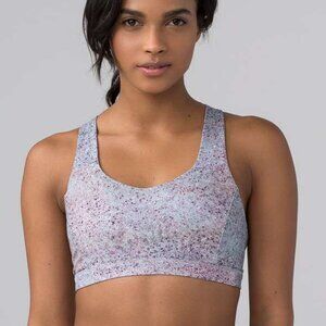 NWOT LULULEMON Free To Be Serene Padded Bra - Size 6 - Summer Haze Multi